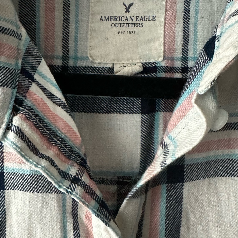 AMERICAN EAGLE XL PLAID BOYFRIEND FIT LONG SLEEVE SHIRT